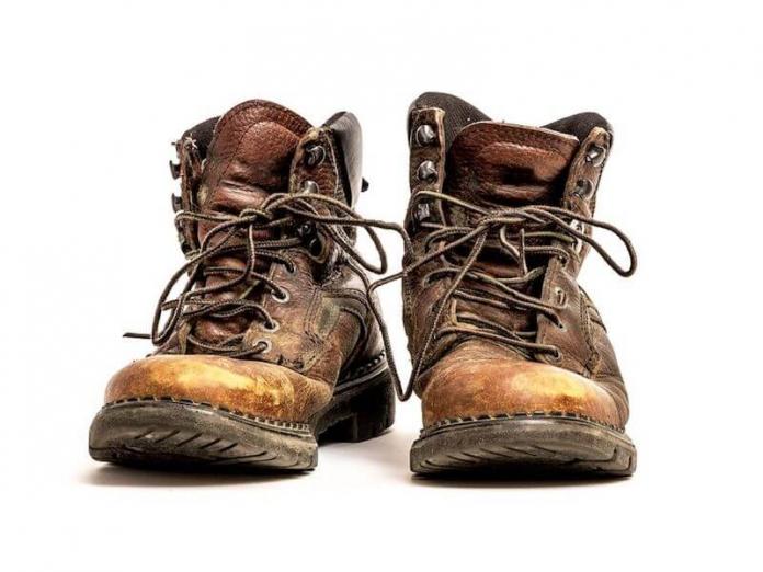 a pair of boots