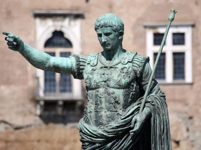 A photo of a statue of Caesar