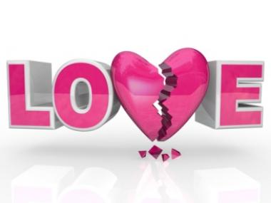 lovewithbrokenheartjpgitokWBcdQCG