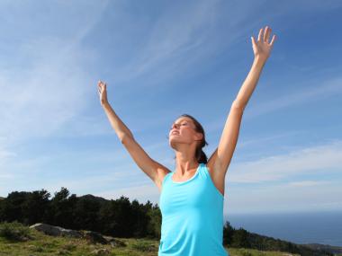 womandoingyogajpgitokSIvQblI