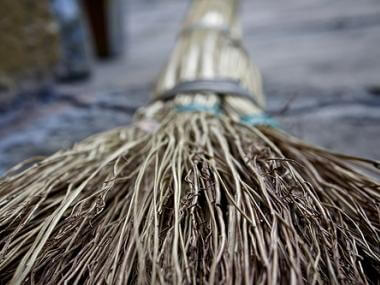 broom