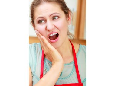 7 Natural Remedies to Relieve Toothache Pain