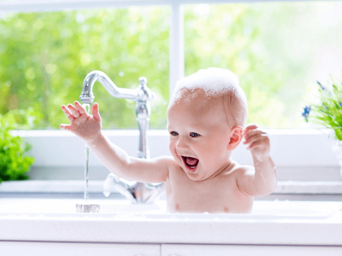 7 Fun Tips for Baby's Bathtime