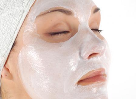 Natural face masks for spots