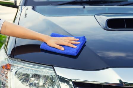 8 Ways to Keep Your Car Looking Shiny and New