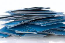 How to Keep Business Cards Organized When You Travel