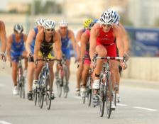 triathletesbikingjpgitokUSyGwya
